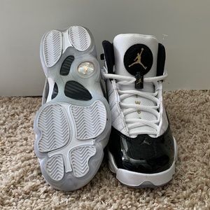 Nike air jordans 6 rings size 7